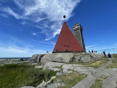 Vingas lighthouse and beacon.